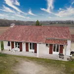 Maison De Campagne, Grande Metairie Nyaraló