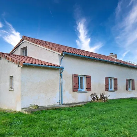 Maison De Campagne, Grande Metairie Holiday home Villetoureix