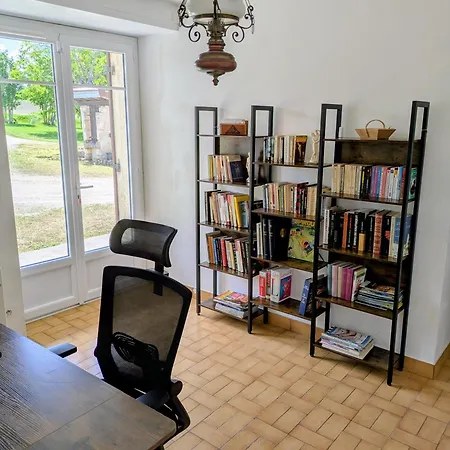 Maison De Campagne, Grande Metairie Holiday home *