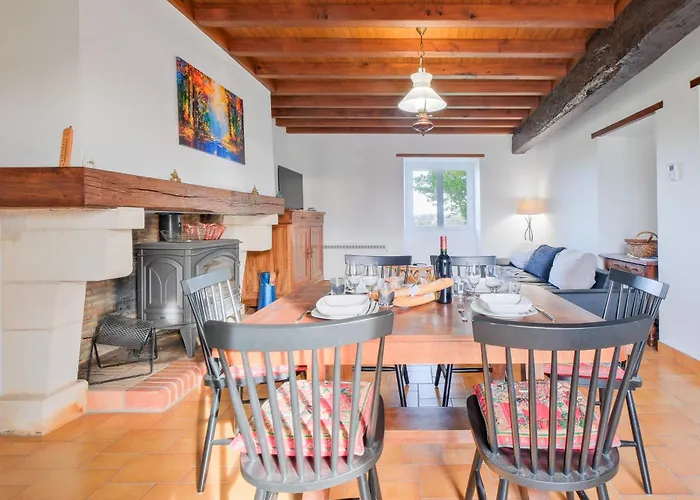 Maison De Campagne, Grande Metairie * Villetoureix